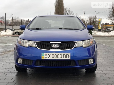 KIA Cerato 2010  випуску Хмельницький з двигуном 0 л бензин седан механіка за 7599 долл. 