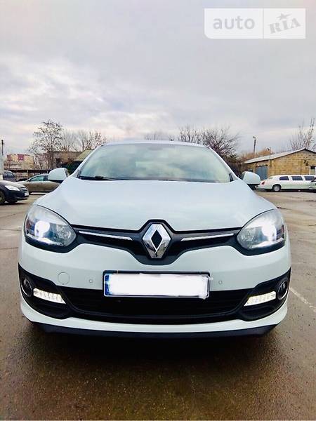 Renault Megane 2015  випуску Херсон з двигуном 1.5 л дизель хэтчбек автомат за 13200 долл. 