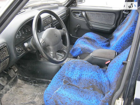 ГАЗ 3110 2003  выпуска Харьков с двигателем 0 л бензин седан механика за 50000 грн. 