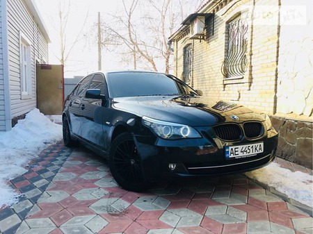 BMW 525 2009  випуску Донецьк з двигуном 2.5 л бензин седан автомат за 14250 долл. 