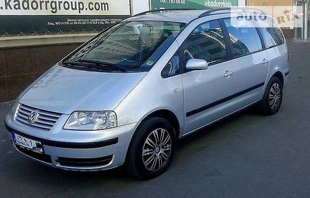 Volkswagen Sharan 2002  выпуска Одесса с двигателем 0 л дизель минивэн механика за 2499 долл. 