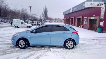 Hyundai i30 2012  випуску Донецьк з двигуном 0 л бензин хэтчбек механіка за 9700 долл. 