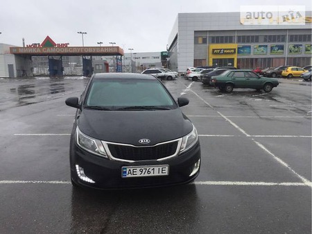 KIA Rio 2013  випуску Запоріжжя з двигуном 1.4 л газ седан механіка за 9100 долл. 