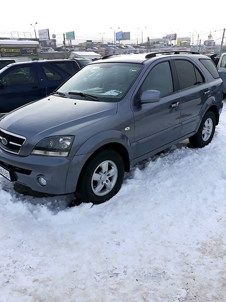 KIA Sorento 2006  випуску Чернівці з двигуном 2.5 л дизель позашляховик механіка за 9300 долл. 