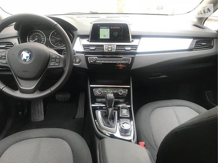 BMW 2 Series 2017  випуску Київ з двигуном 1.5 л дизель мінівен автомат за 31000 долл. 