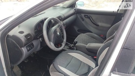 Seat Toledo 2000  випуску Вінниця з двигуном 1.9 л  седан механіка за 1450 долл. 