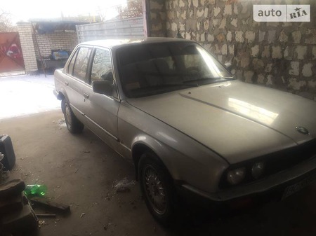 BMW 324 1985  випуску Миколаїв з двигуном 0 л дизель седан  за 2000 долл. 