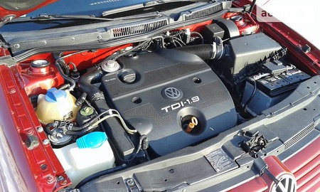 Volkswagen Bora 1999  випуску Львів з двигуном 1.9 л дизель седан механіка за 2500 долл. 