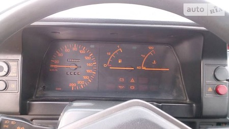 Mazda 323 1987  випуску Запоріжжя з двигуном 1.3 л газ хэтчбек механіка за 1800 долл. 
