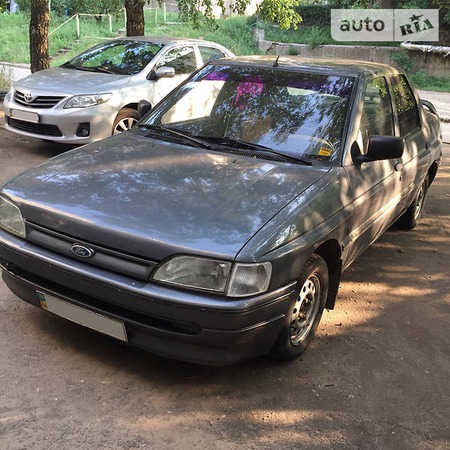 Ford Orion 1991  випуску Харків з двигуном 1.4 л бензин седан механіка за 1600 долл. 