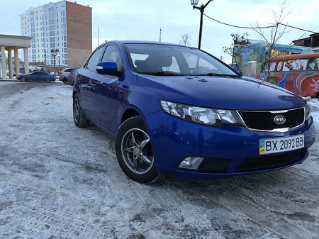 KIA Cerato 2010  випуску Хмельницький з двигуном 1.6 л бензин седан механіка за 7300 долл. 