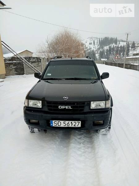 Opel Frontera 1999  випуску Чернівці з двигуном 2.2 л дизель позашляховик механіка за 2100 долл. 