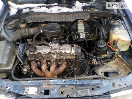 Opel Vectra 1992  выпуска Харьков с двигателем 1.8 л бензин седан механика за 1800 долл. 