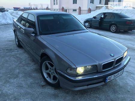 BMW 728 1995  випуску Дніпро з двигуном 2.8 л газ седан автомат за 5500 долл. 