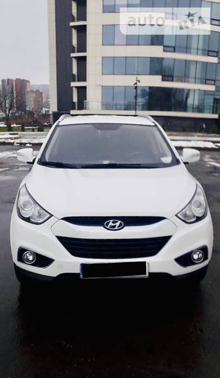 Hyundai ix35 2011  випуску Хмельницький з двигуном 0 л дизель позашляховик механіка за 13800 долл. 