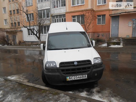 Fiat Doblo 2004  випуску Луцьк з двигуном 0 л газ мінівен механіка за 4350 долл. 