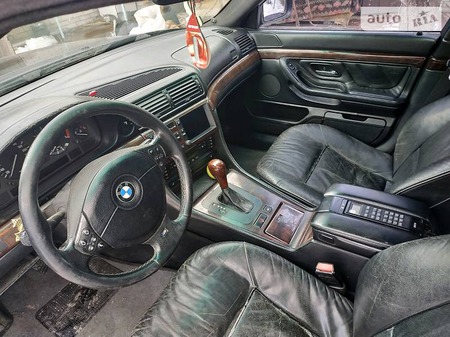 BMW 750 1999  випуску Вінниця з двигуном 5.4 л бензин седан автомат за 5500 долл. 