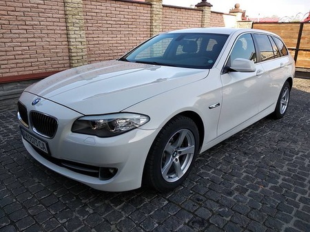 BMW 520 2012  випуску Житомир з двигуном 2 л дизель  автомат за 17900 долл. 