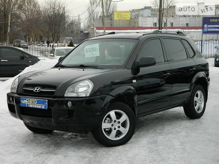 Hyundai Tucson 2006  випуску Дніпро з двигуном 0 л дизель позашляховик механіка за 8600 долл. 