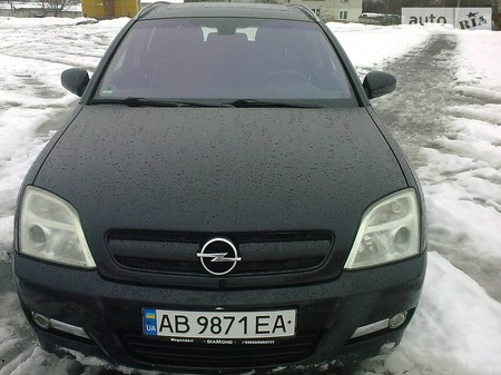 Opel Signum 2003  выпуска Винница с двигателем 2.2 л  хэтчбек механика за 6100 долл. 