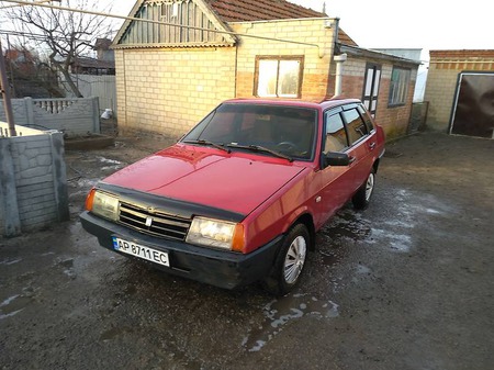 Lada 21099 1993  випуску Запоріжжя з двигуном 0 л газ седан механіка за 1900 долл. 