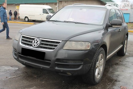 Volkswagen Touareg 2005  випуску Миколаїв з двигуном 2.5 л дизель позашляховик автомат за 5099 долл. 