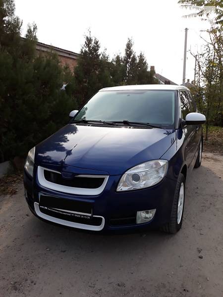 Skoda Fabia 2008  випуску Кропивницький з двигуном 0 л газ хэтчбек автомат за 7500 долл. 