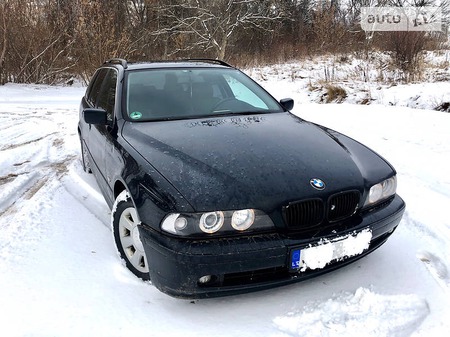 BMW 525 2001  выпуска Николаев с двигателем 2.5 л дизель универсал механика за 1850 долл. 