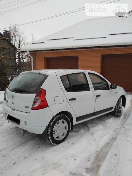 Dacia Sandero 2010  випуску Суми з двигуном 1.5 л дизель хэтчбек механіка за 5500 долл. 