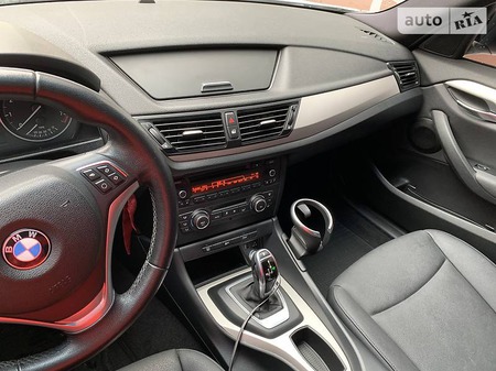 BMW X1 2012  випуску Суми з двигуном 0 л бензин позашляховик автомат за 15000 долл. 