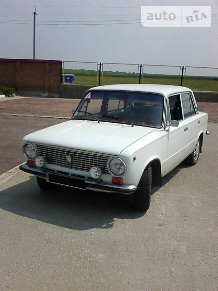Lada 21013 1984  випуску Кропивницький з двигуном 0 л газ седан механіка за 1100 долл. 