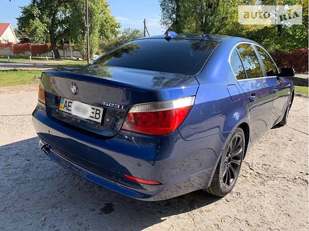 BMW 525 2006  випуску Запоріжжя з двигуном 0 л бензин седан автомат за 12500 долл. 