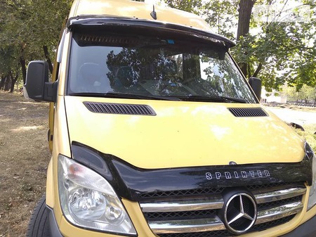 Mercedes-Benz Sprinter 2008  випуску Донецьк з двигуном 3 л дизель мінівен механіка за 22000 долл. 