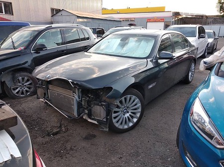 BMW 750 2012  випуску Київ з двигуном 4.4 л бензин седан автомат за 14500 долл. 