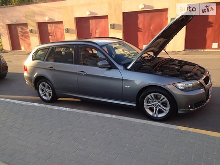 BMW 318 2010  випуску Рівне з двигуном 2 л дизель універсал механіка за 11800 долл. 