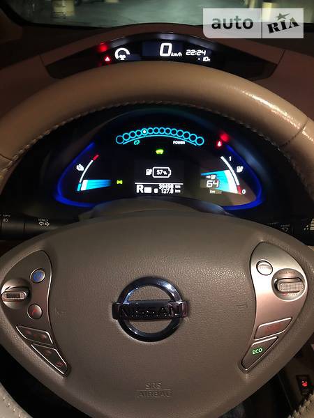 Nissan Leaf 2014  випуску Київ з двигуном 0 л електро хэтчбек  за 17000 долл. 