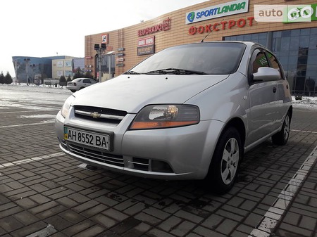 Chevrolet Aveo 2006  випуску Донецьк з двигуном 1.5 л бензин хэтчбек механіка за 3900 долл. 