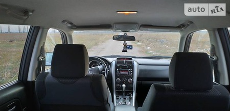 Suzuki Grand Vitara 2007  випуску Донецьк з двигуном 2 л газ позашляховик автомат за 9200 долл. 