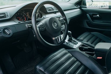 Volkswagen CC 2012  выпуска Чернигов с двигателем 0 л бензин седан автомат за 13800 долл. 