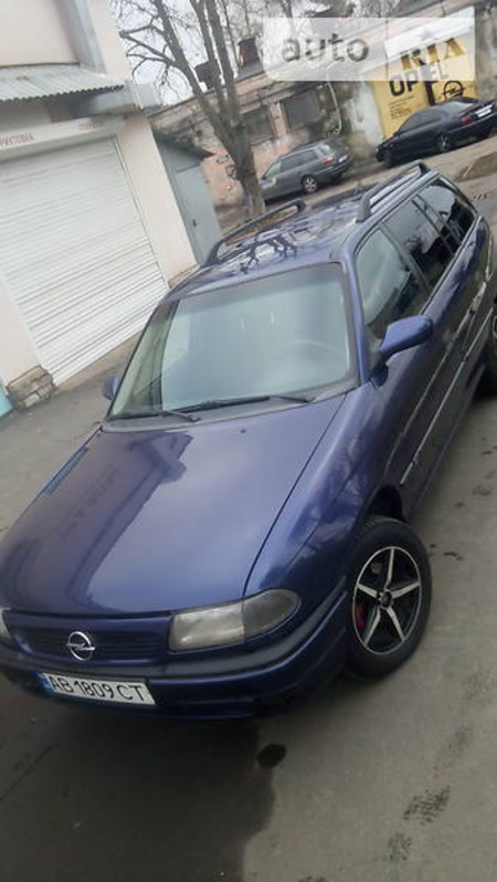 Opel Astra 1998  випуску Одеса з двигуном 0 л бензин універсал механіка за 3200 долл. 