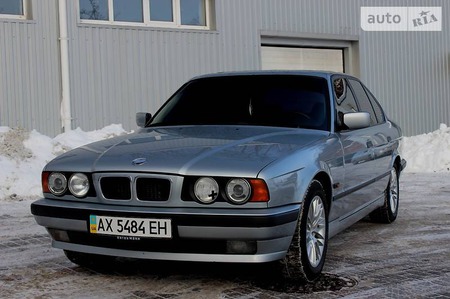 BMW 525 1995  випуску Харків з двигуном 2.5 л дизель седан автомат за 7600 долл. 