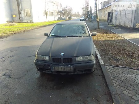 BMW 318 1996  випуску Дніпро з двигуном 1.7 л дизель седан механіка за 1600 долл. 
