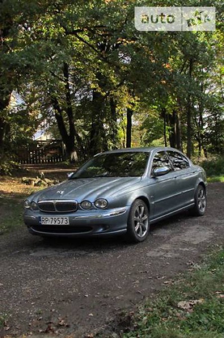 Jaguar X-Type 2002  випуску Чернівці з двигуном 2 л дизель седан механіка за 3600 долл. 