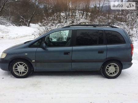 Opel Zafira Tourer 1999  випуску Ужгород з двигуном 1.6 л газ мінівен механіка за 1700 долл. 