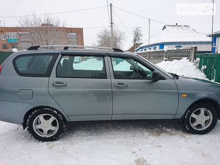 Lada 2171 2011  випуску Полтава з двигуном 1.6 л газ універсал механіка за 5100 долл. 