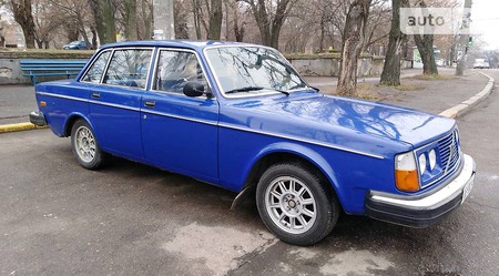 Volvo 244 1978  випуску Миколаїв з двигуном 2 л газ седан механіка за 2300 долл. 