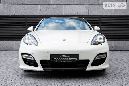Porsche Panamera 2012  випуску Київ з двигуном 4.8 л бензин седан автомат за 45000 долл. 