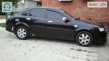 Chevrolet Nubira 2004  випуску Донецьк з двигуном 1.8 л бензин седан автомат за 5199 долл. 