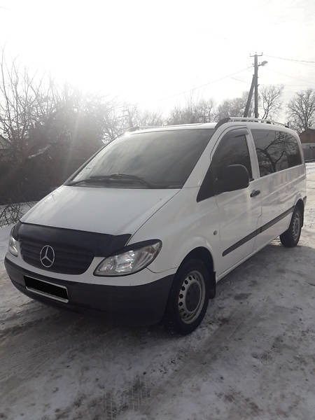 Mercedes-Benz Vito 2004  випуску Харків з двигуном 2.2 л дизель мінівен механіка за 8100 долл. 