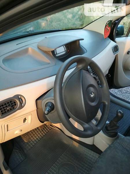 Renault Modus 2004  випуску Вінниця з двигуном 1.5 л дизель хэтчбек механіка за 5500 долл. 